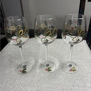 LENOX HOLIDAY SPIRIT Wine Glasses Hand Painted Ribbon  Berries